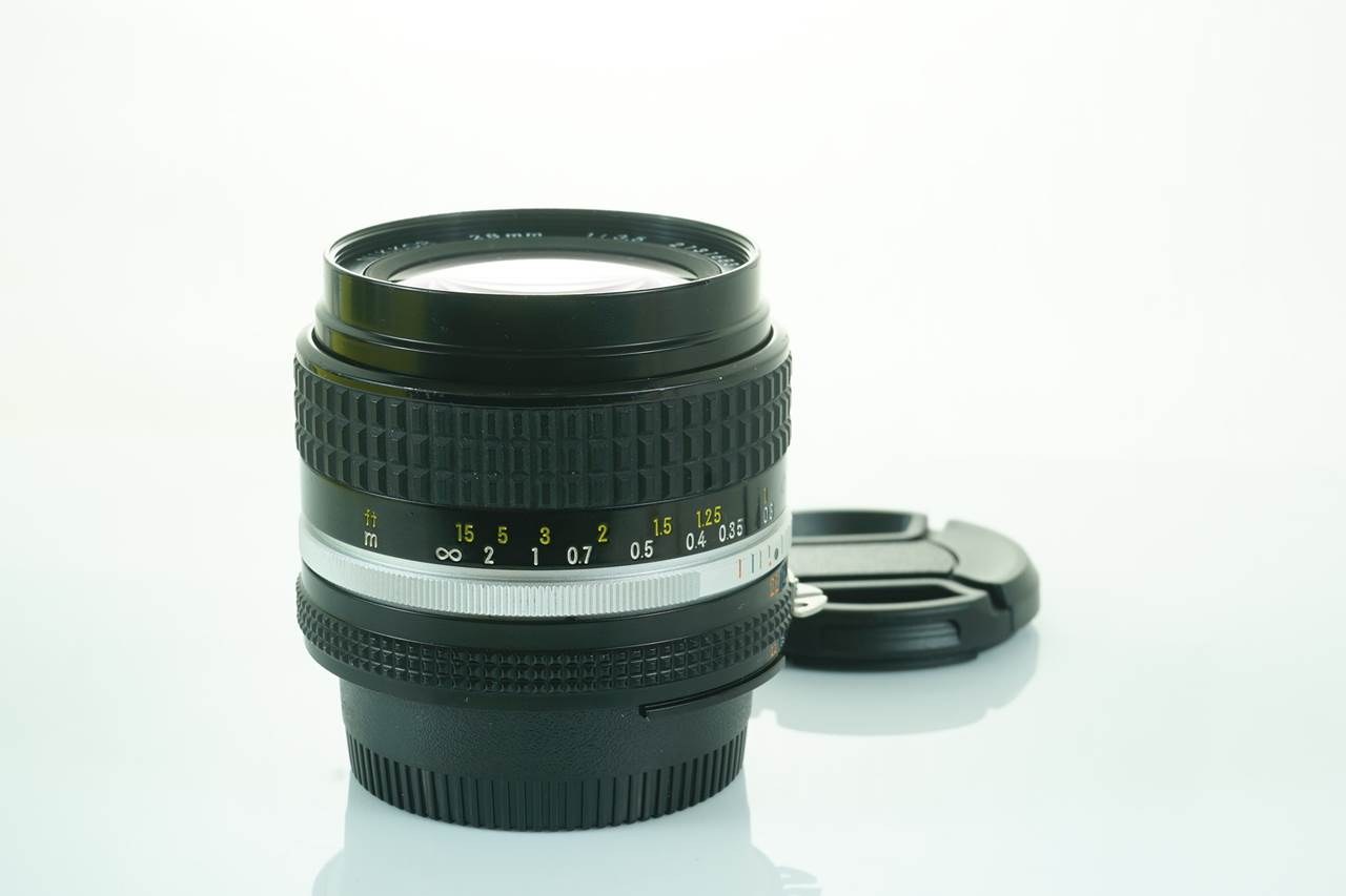 Nikon 28mm f3.5